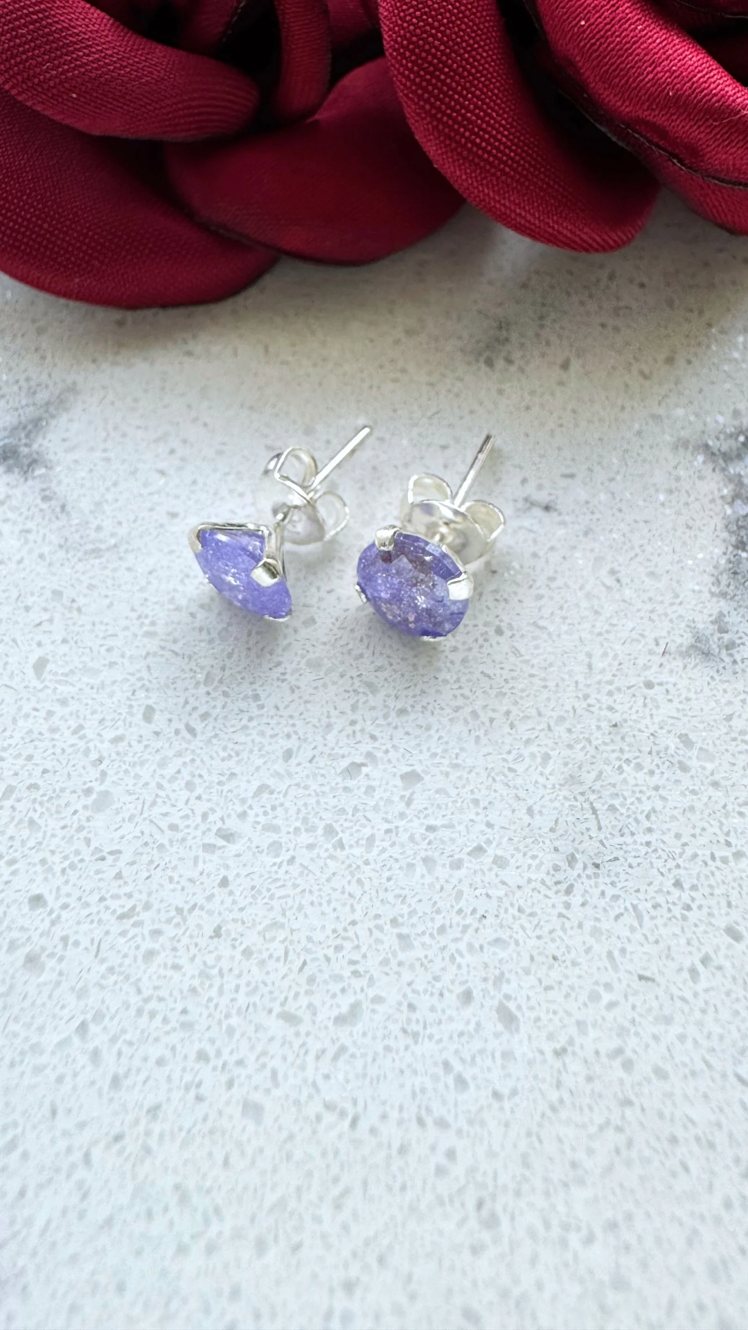 Broche en zircone, glace violette, Light of ada Argent .925