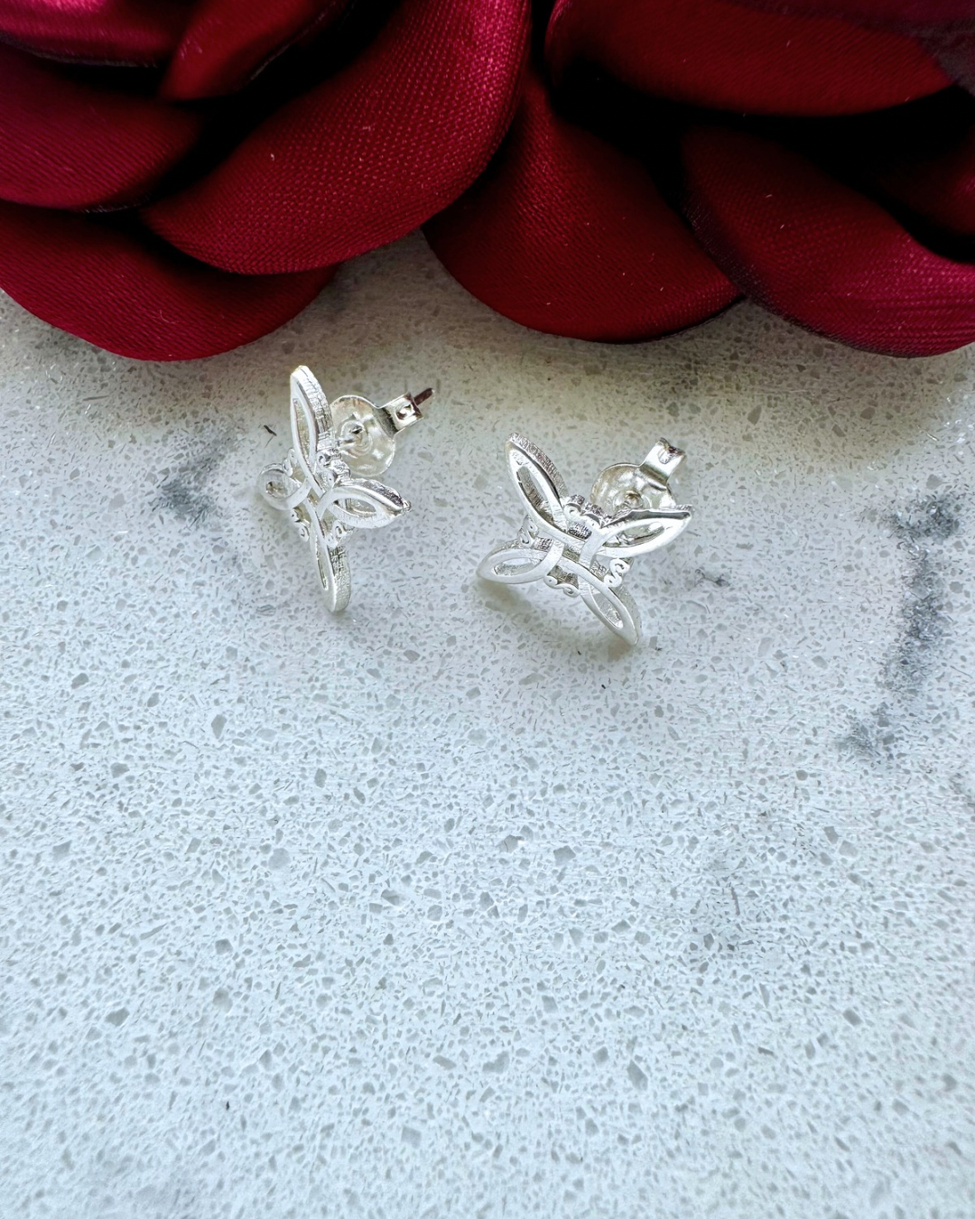 Aretes nudo de bruja, Plata .925