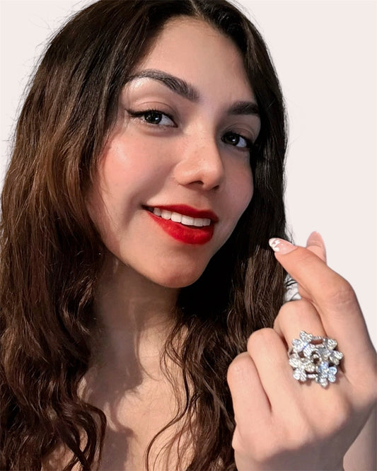 Enchanted ring with 4 flowers