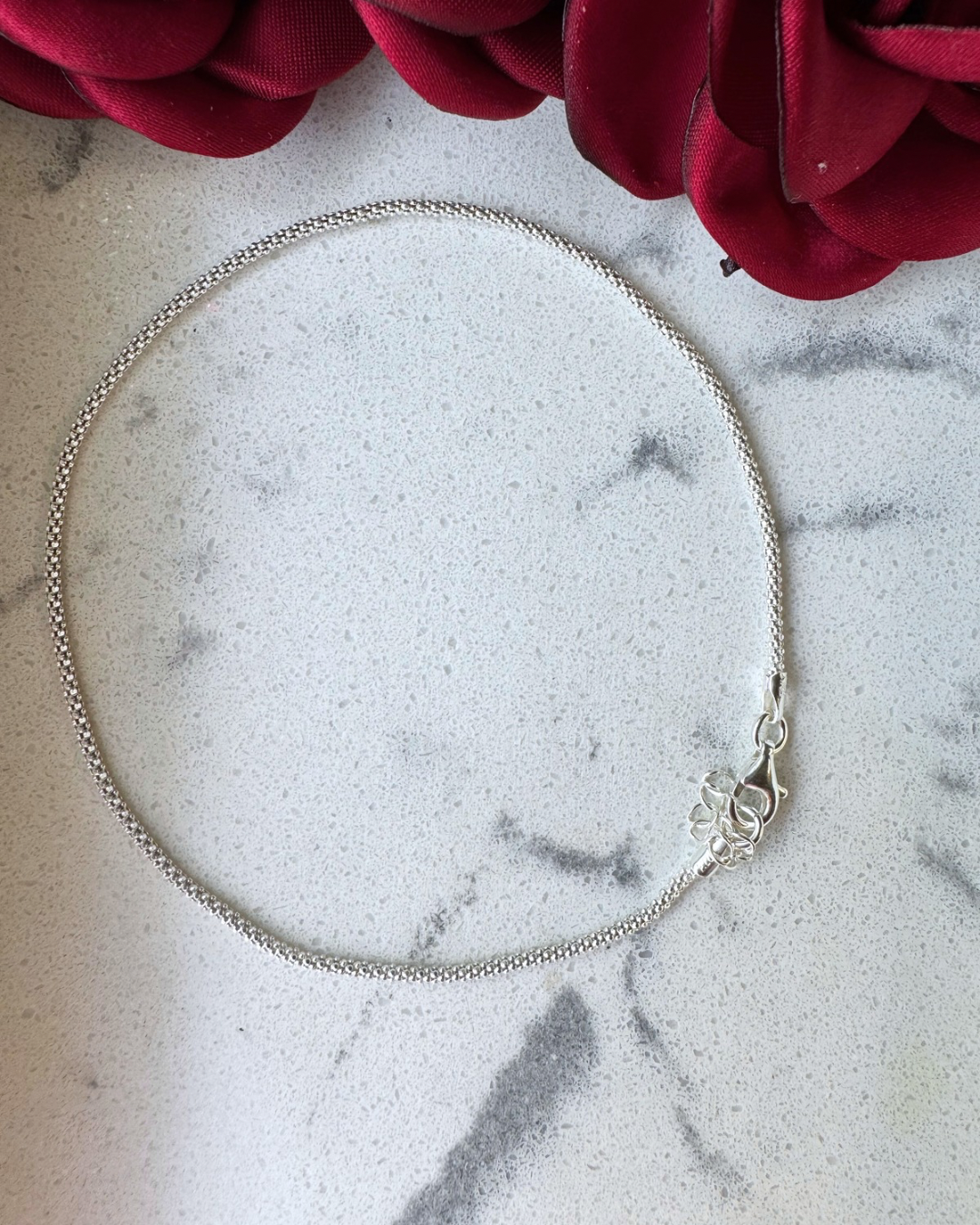 Collier hebdomadaire tricolore en or 10 carats